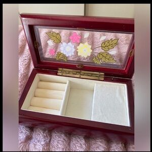 New never used musical jewelry box plays Somewhere Over the Rainbow
